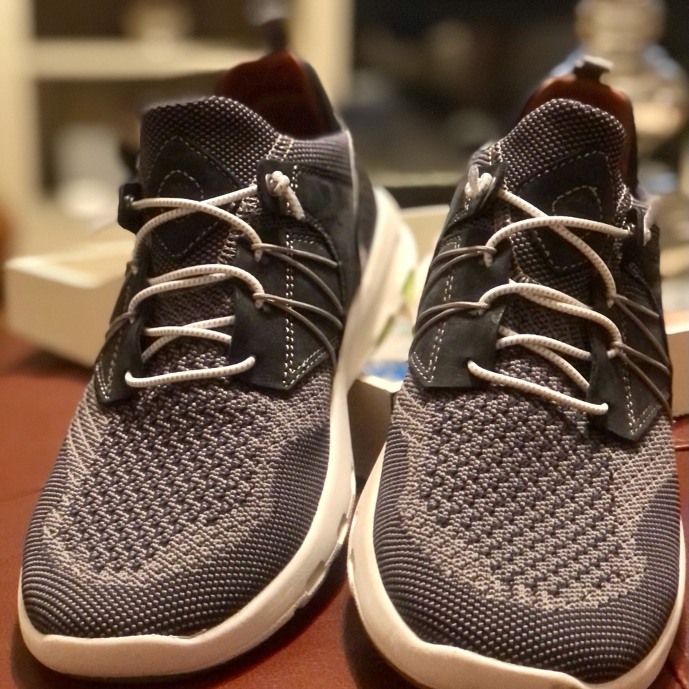 ROCKPORT Let’s Walk Bungee Sneakers